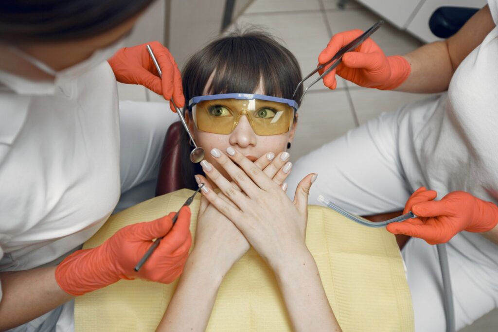 Tooth Extractin Root Canal vs Extraction: Pain & Options | Encino Dental Studio